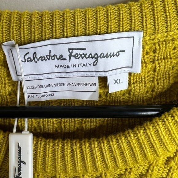 Salvatore Ferragamo Men’s Wool Sweater Sz Large $675 - Picture 4 of 5